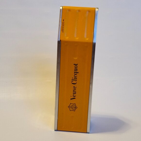 VEUVE CLICQUOT Arrow TIN MEXICO Veuve Champagne Tin Destination - Picture 4 of 6